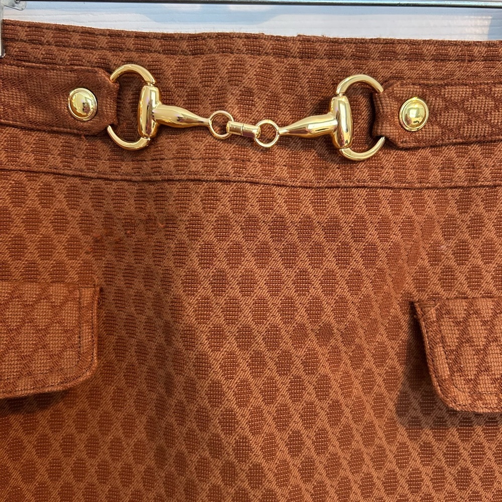 Etcetera Nutmeg Brown Horse Bit/Gold Accents - Picture 4 of 9